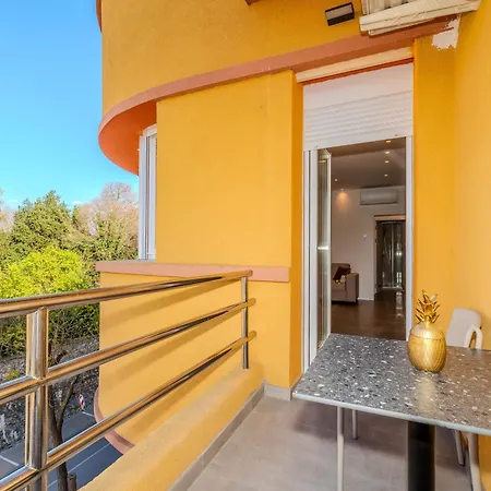 Apartment Kolovare Luxury *