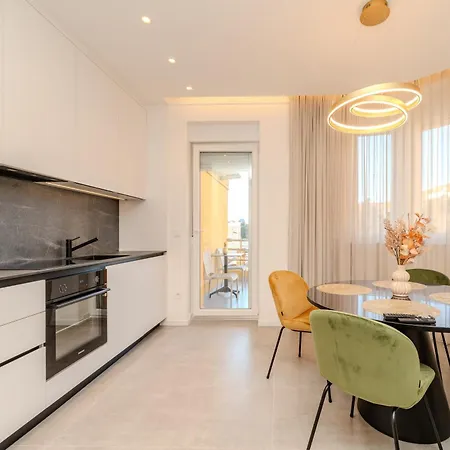 Kolovare Luxury Apartament Zadar