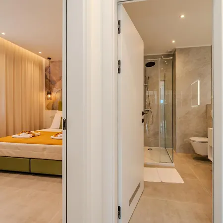 Kolovare Luxury *